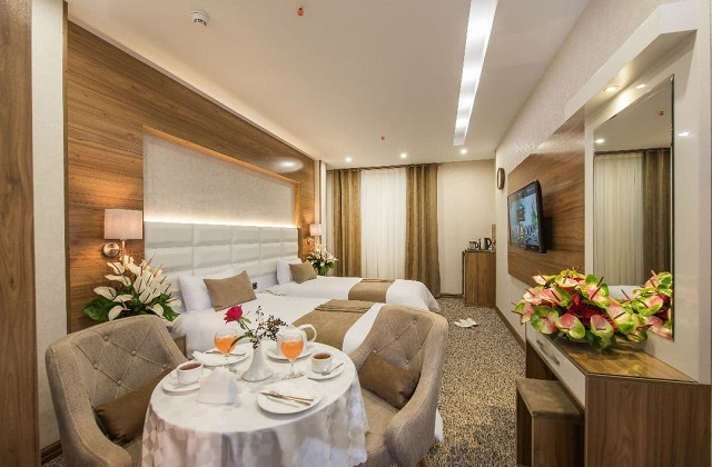 عکس هتل ولیعصر