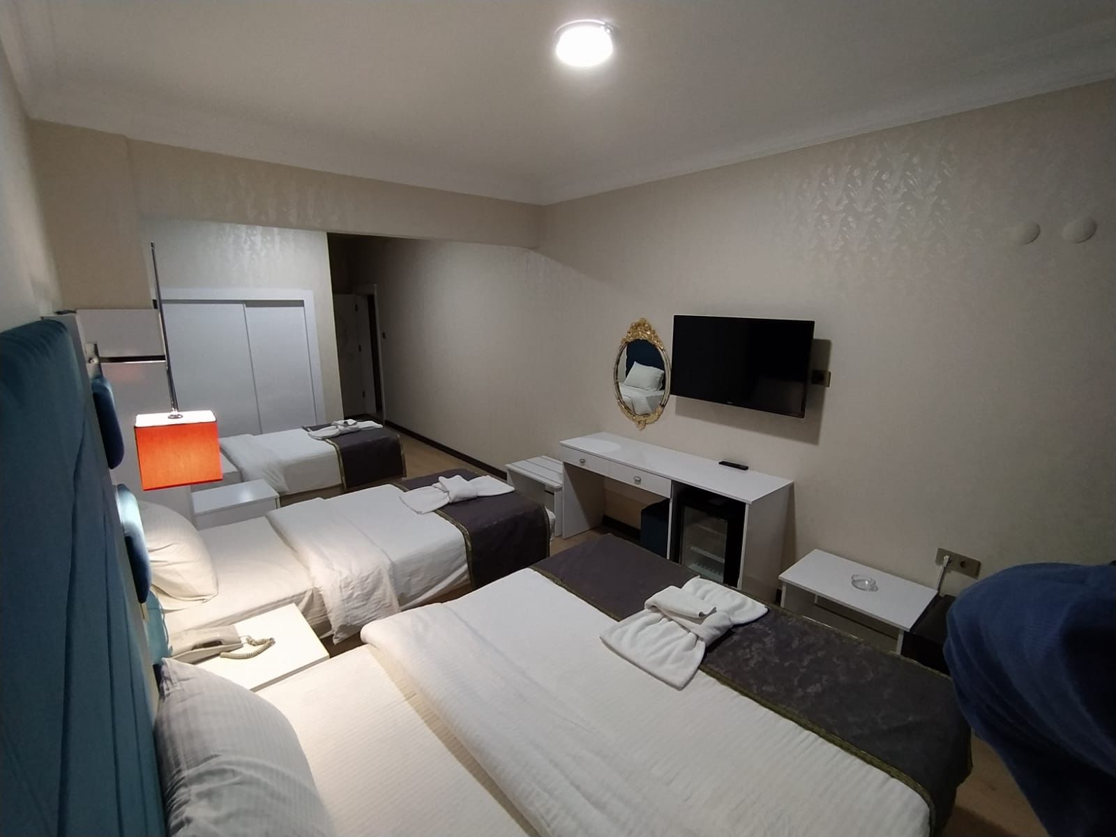 عکس هتل آتنا لایف