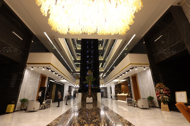 عکس هتل پالاس