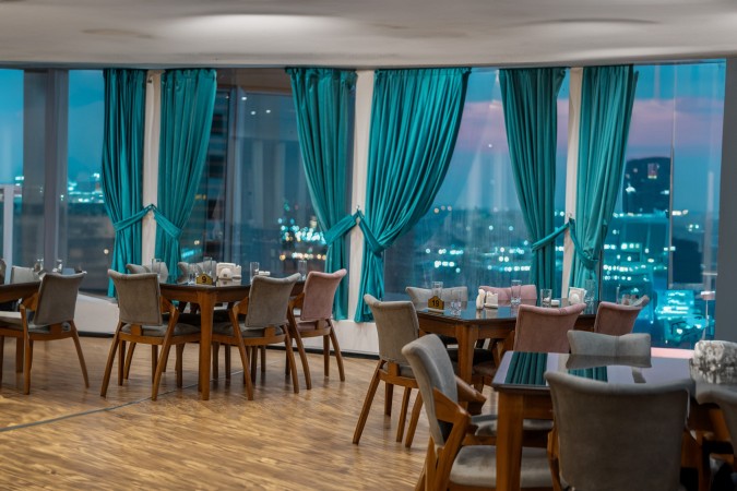 عکس هتل قصر الخورنق (Khawarnaq Palace)