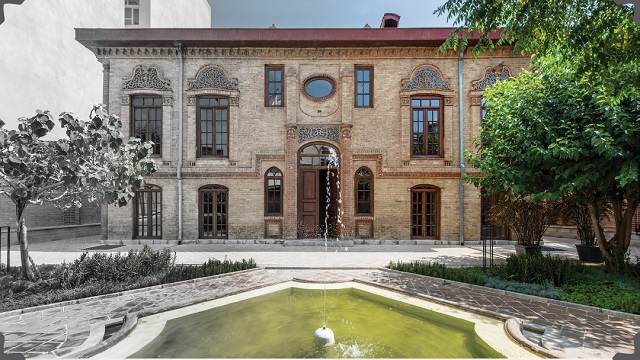 عکس هتل نظامیه