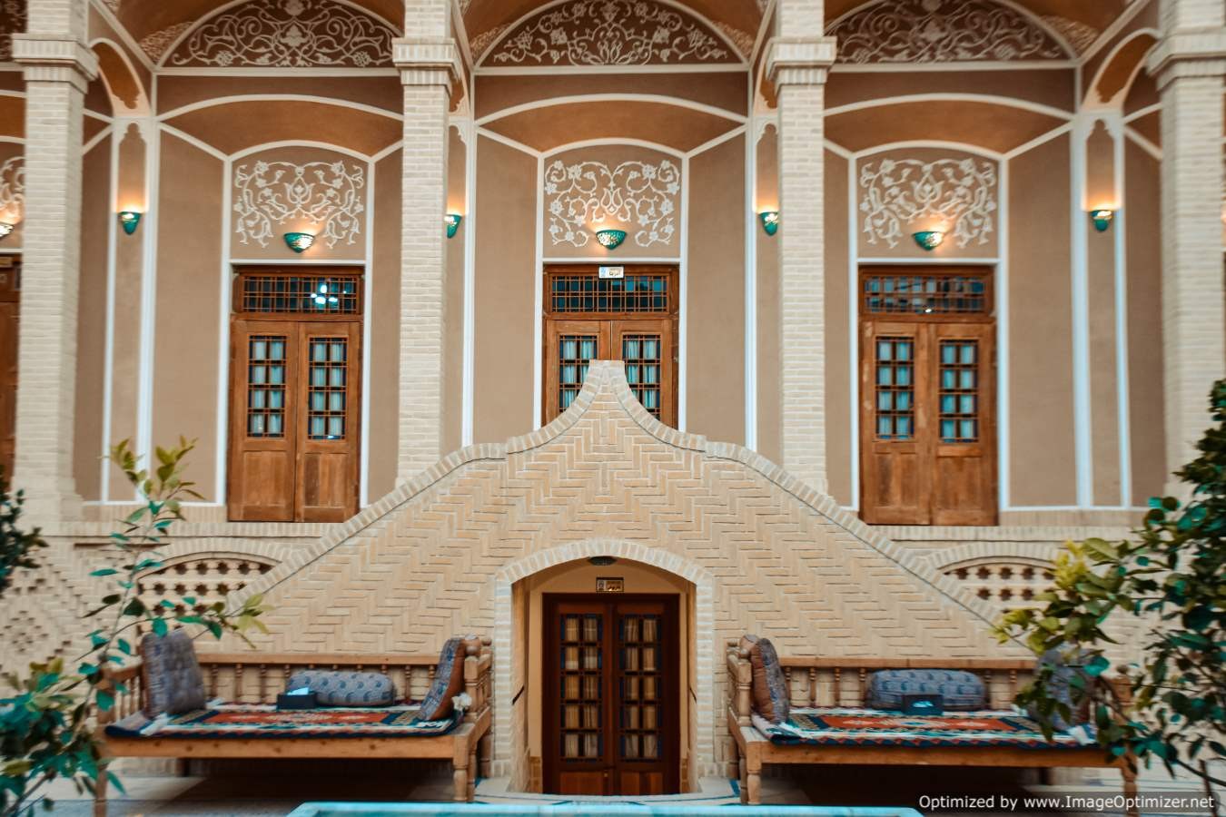 تصویر هتل دربار
