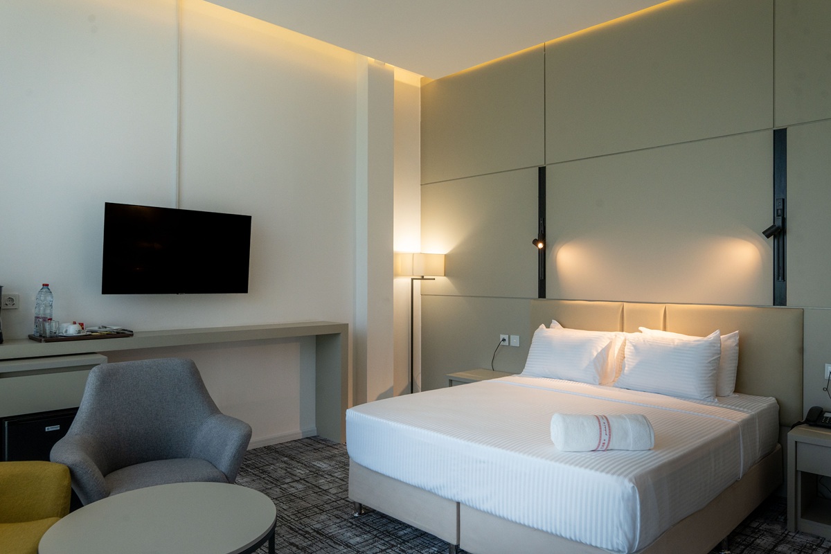 عکس هتل رونیاس