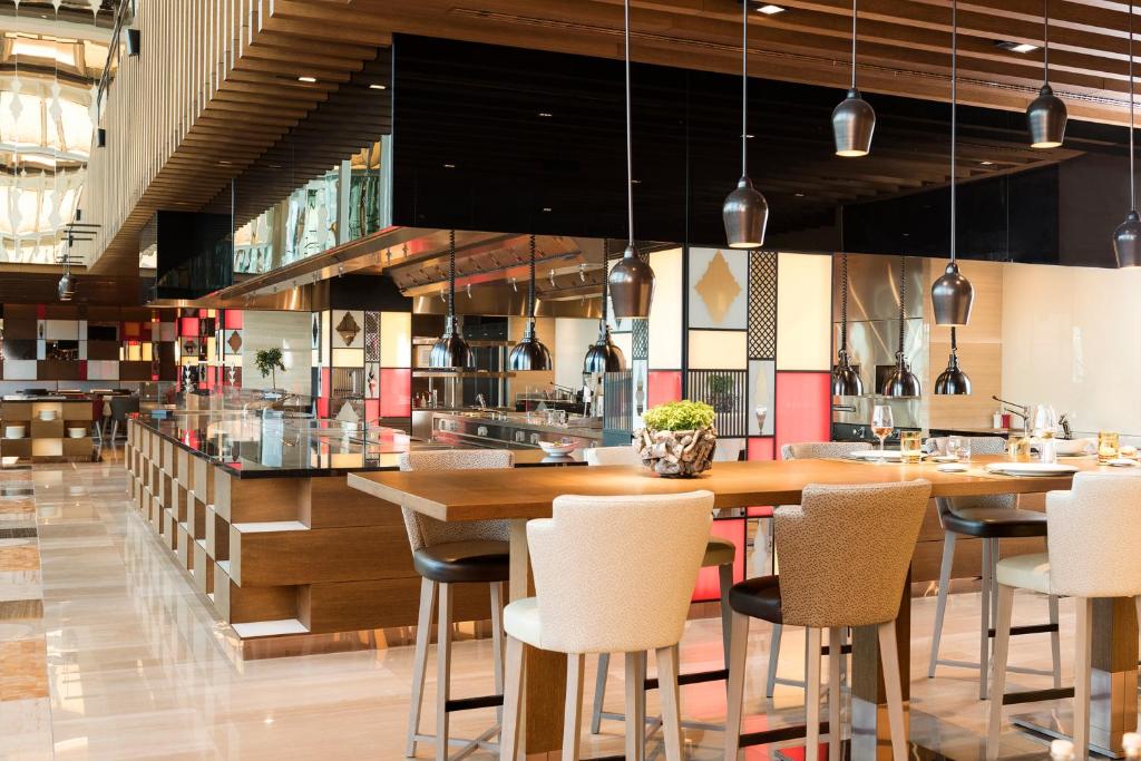 عکس هتل سوئیس اوتل (Swissotel)