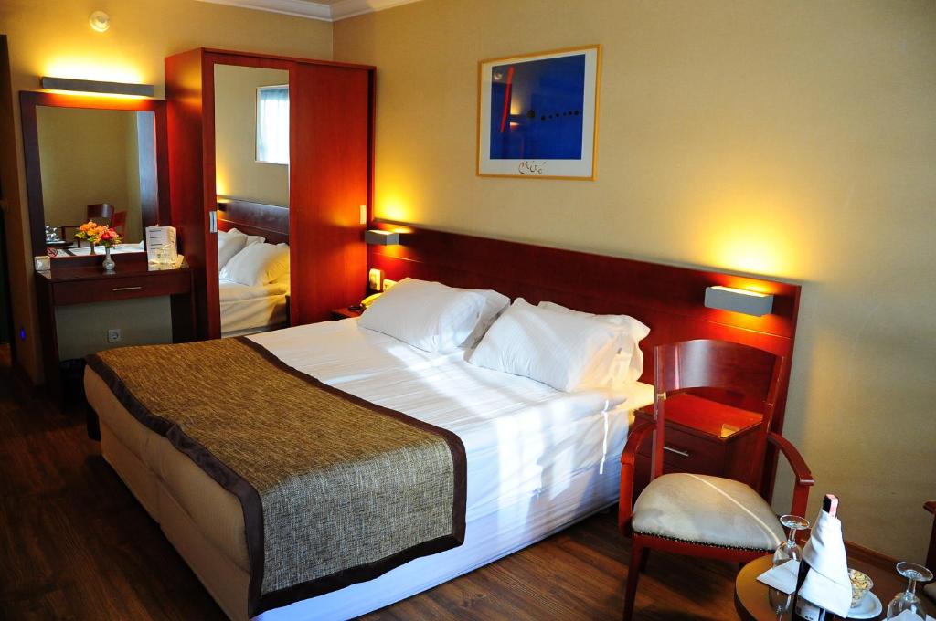 عکس هتل فرونیا (Feronya)