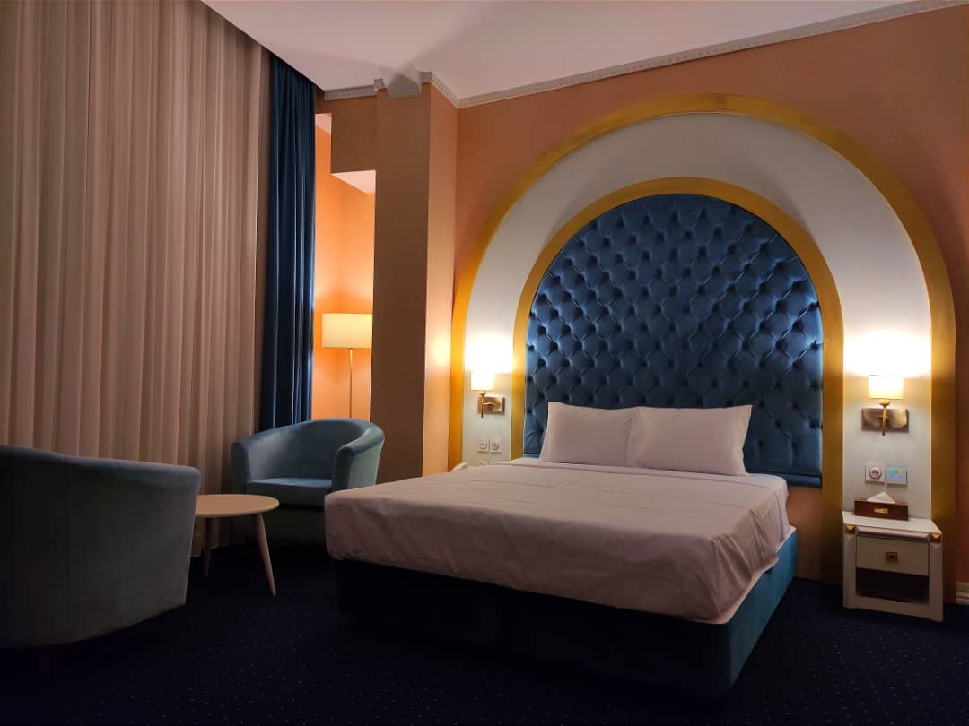 عکس هتل امپراطور