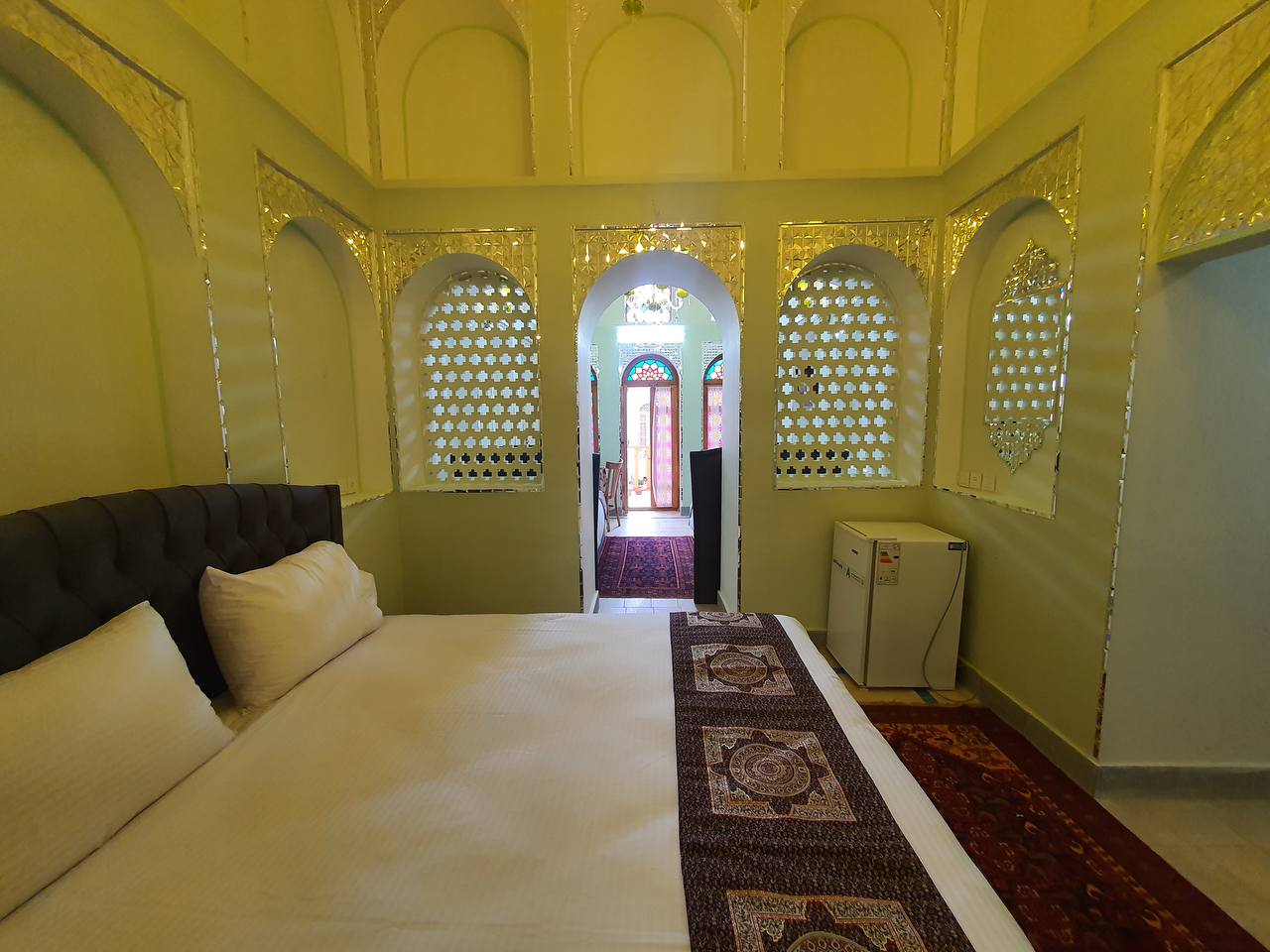 عکس هتل خاتم