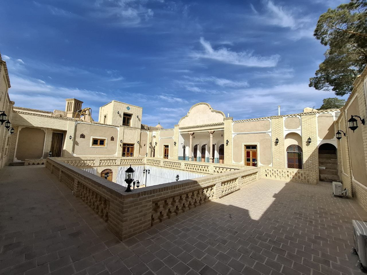 تصویر هتل دیوان سالار