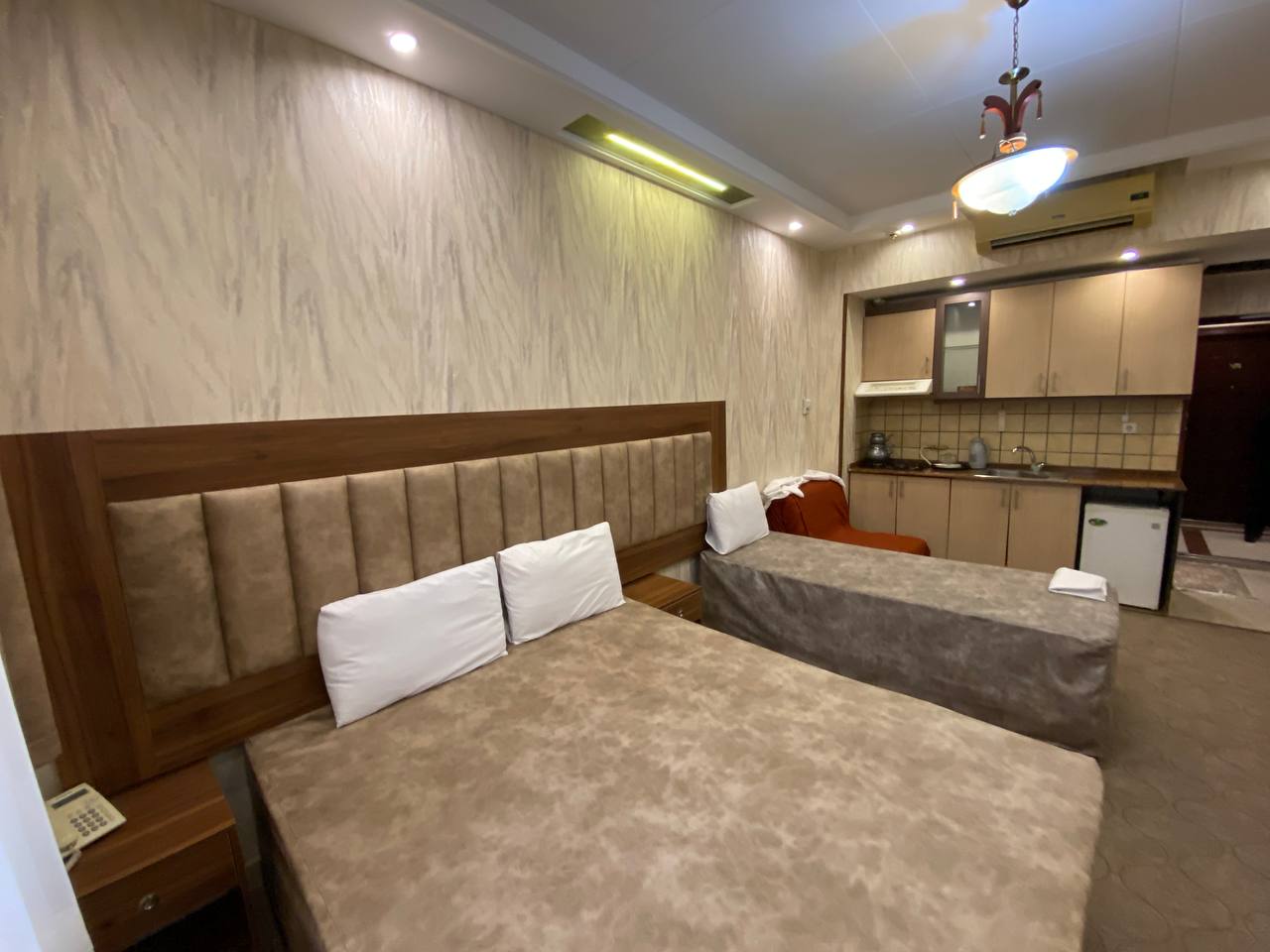 عکس هتل فرهاد