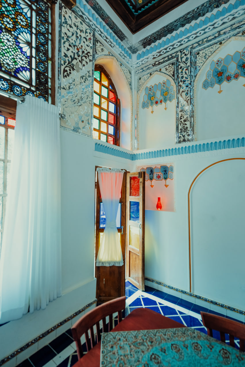 عکس هتل آناهید