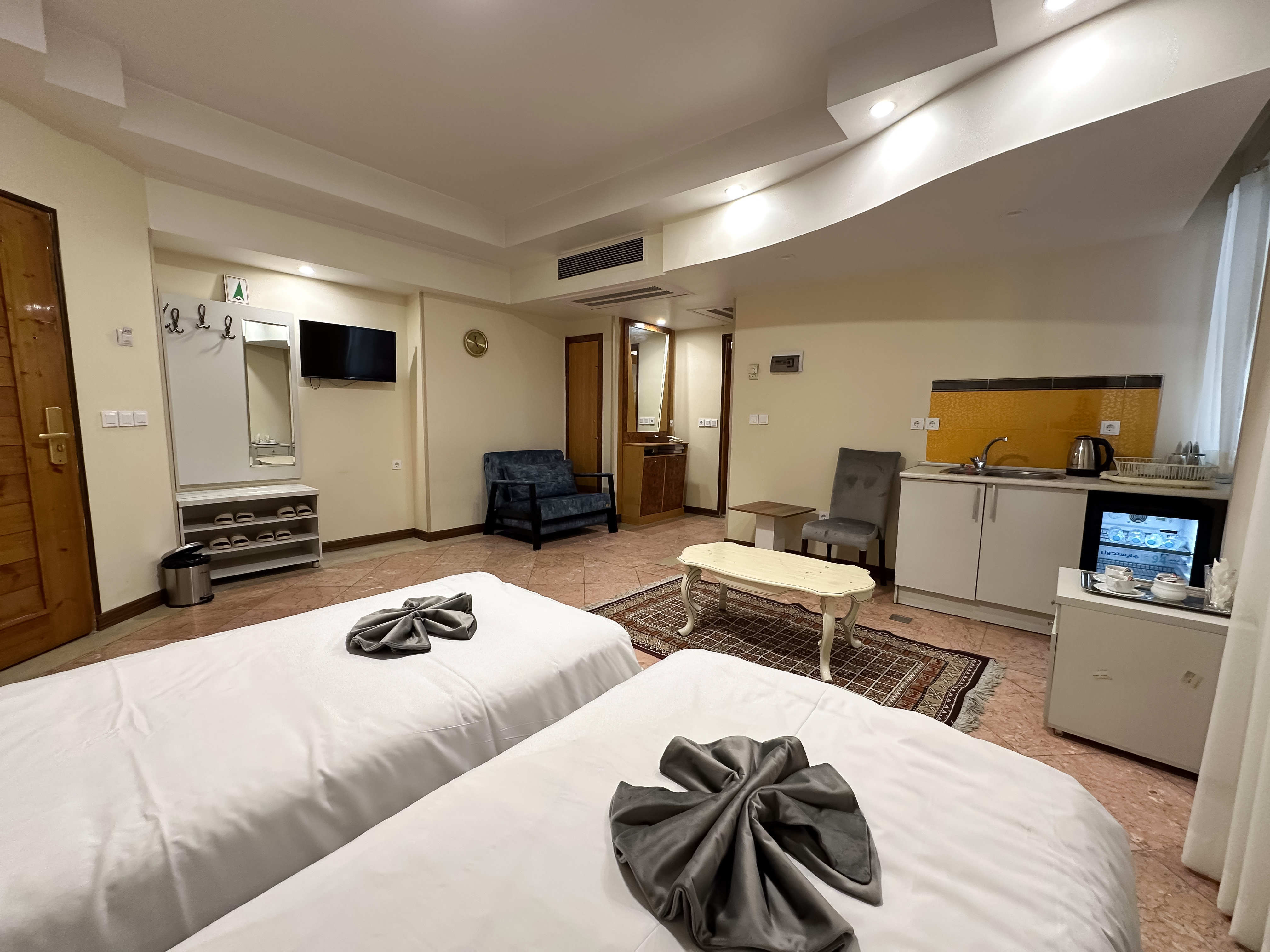 عکس هتل احسان