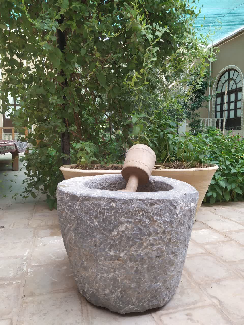 عکس هتل کهن پایاب