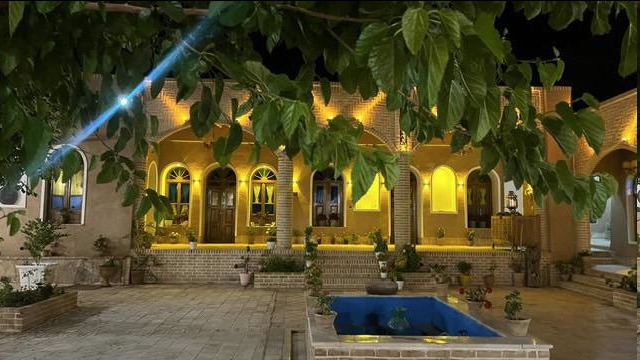 تصویر هتل عمارت مهاجر خرقان