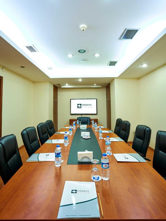 عکس هتل فرونیا (Feronya)