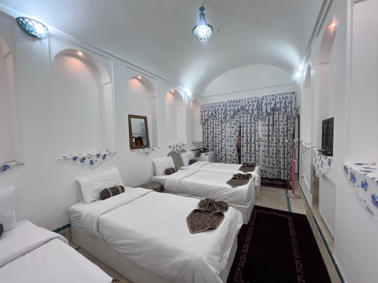 عکس هتل کیوان