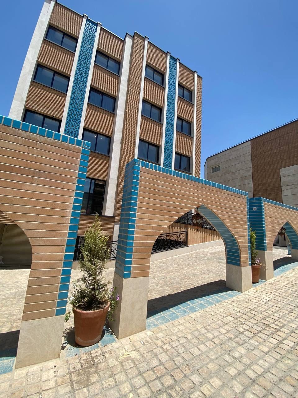 عکس هتل آوات