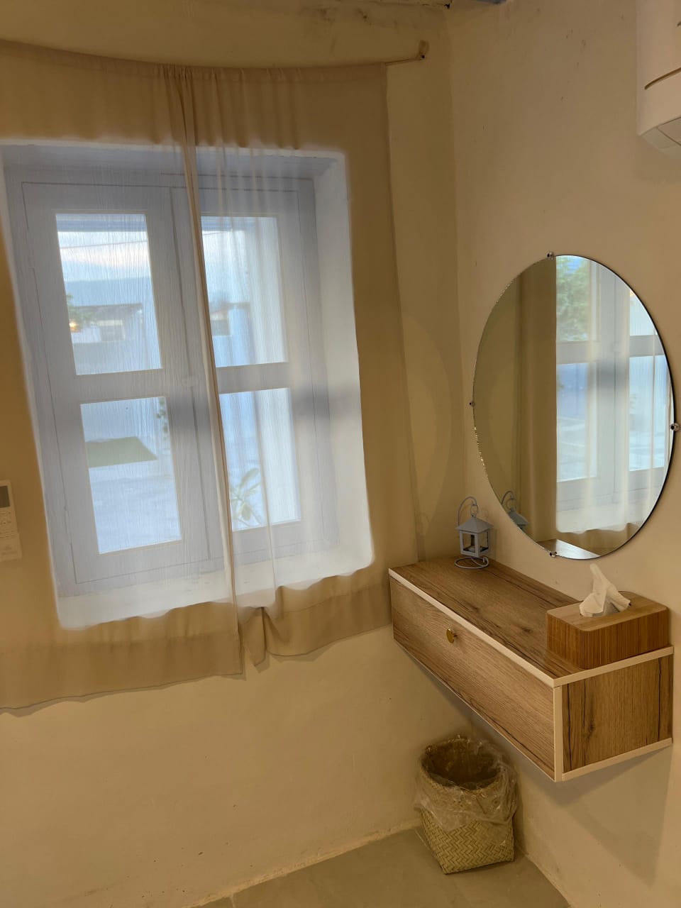 عکس هتل گل ابریشم