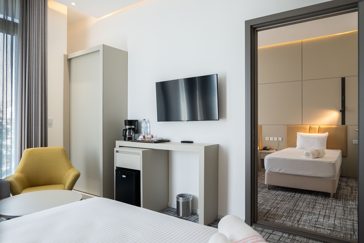 عکس هتل رونیاس