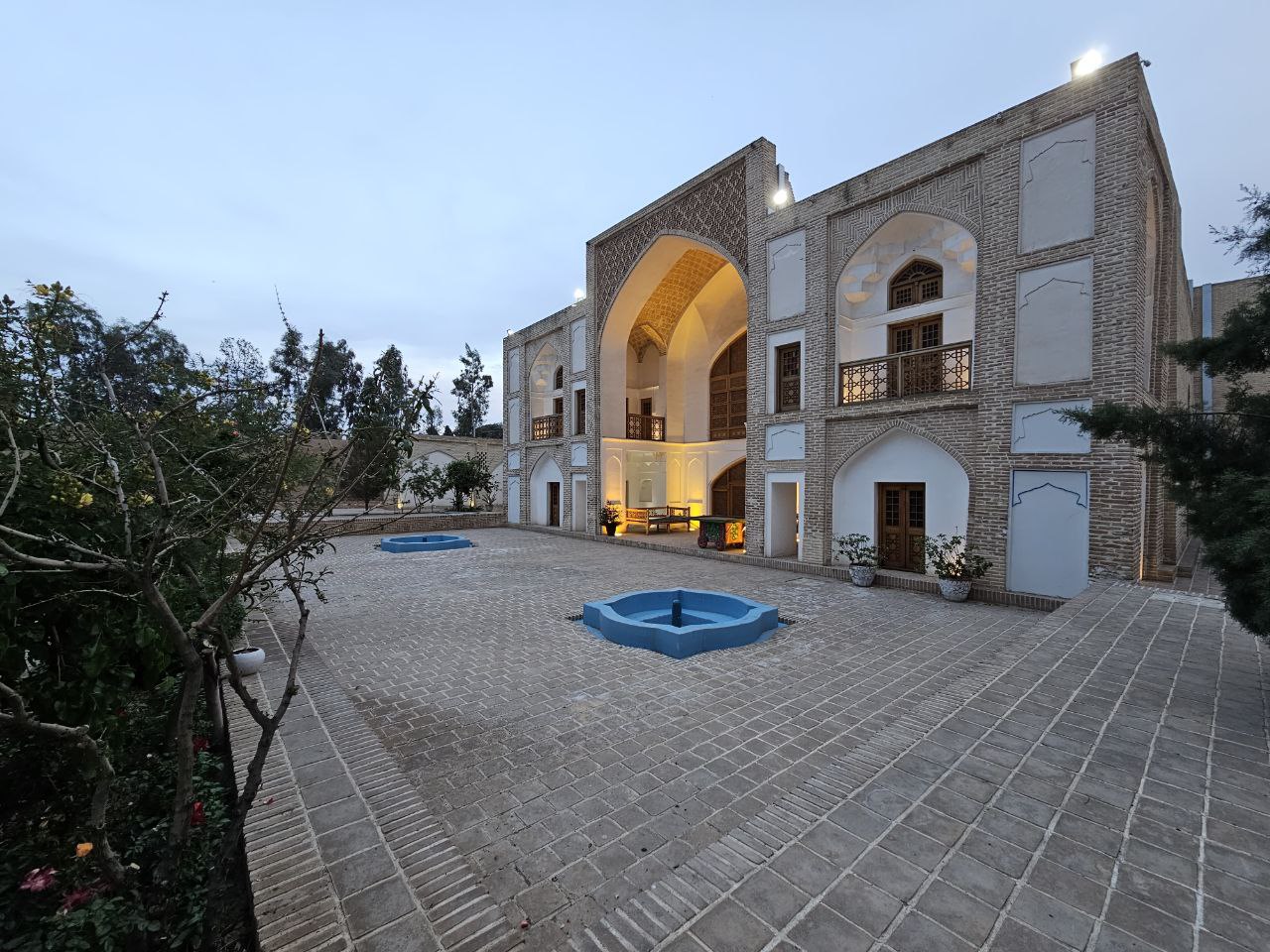 تصویر هتل عمارت حاکم