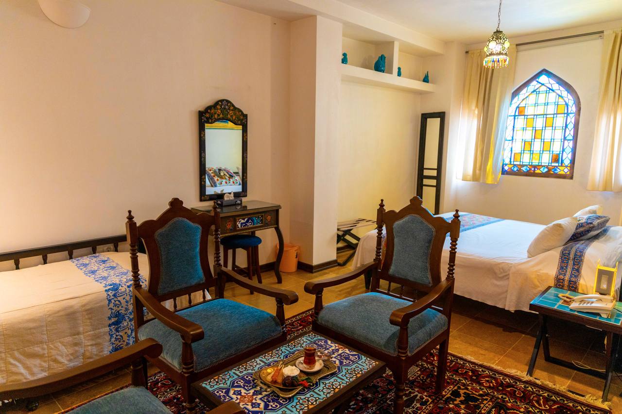 عکس هتل بخردی