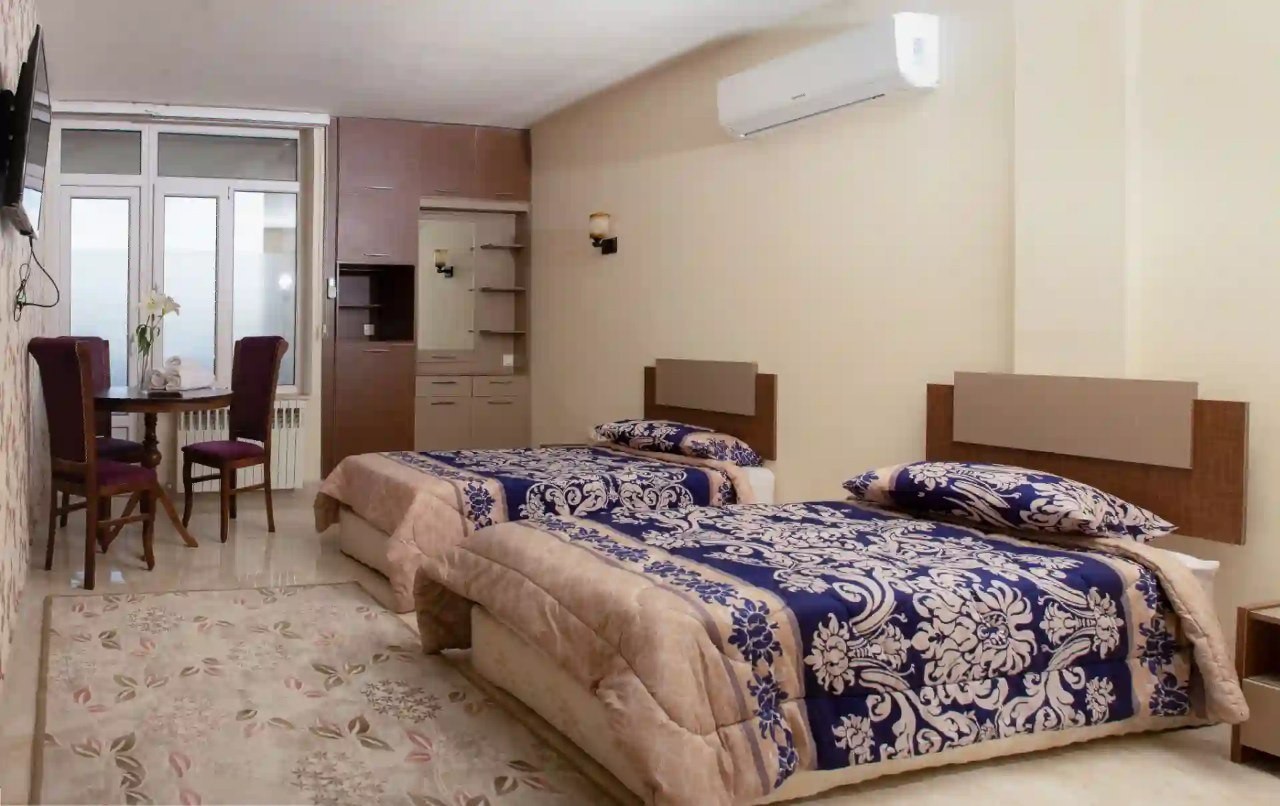 عکس هتل قصر مرمر