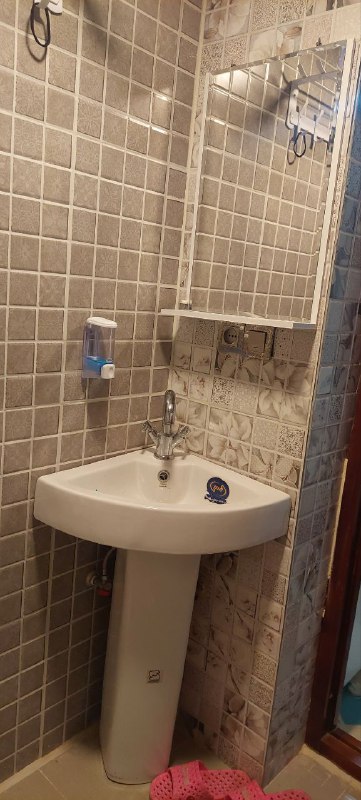 عکس هتل ملک تاج