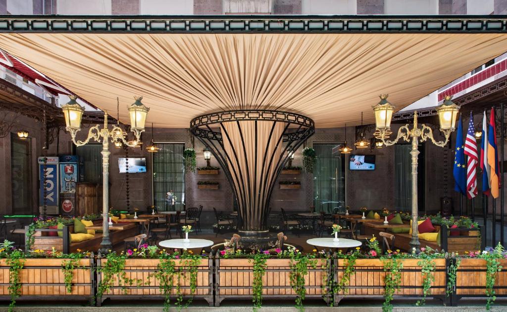 عکس هتل سنترال (Central)