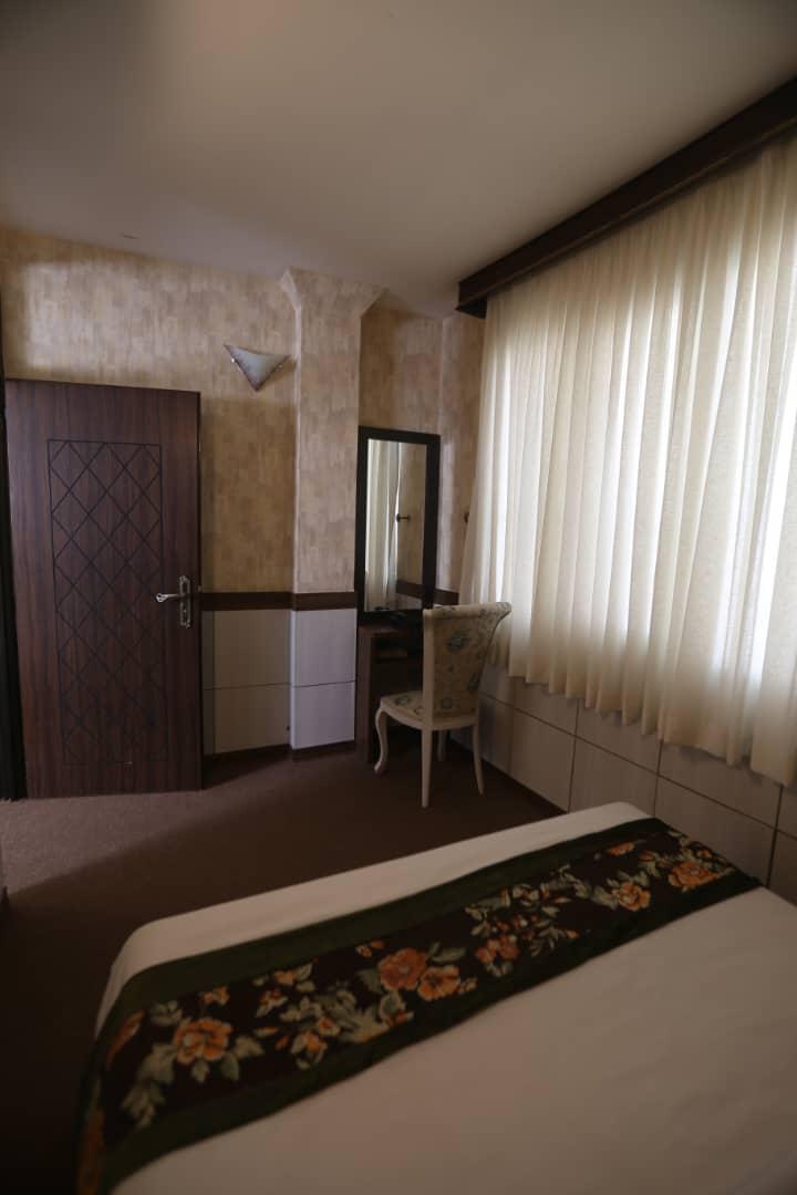 عکس هتل سفرا