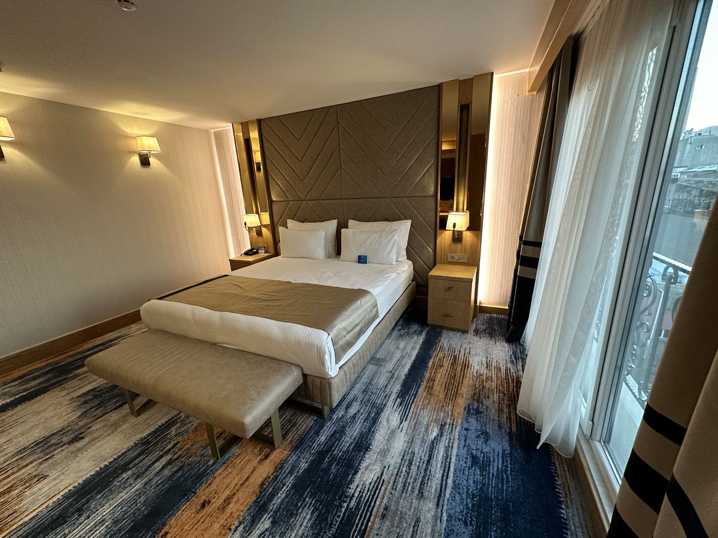 عکس هتل دیز این بای ویندهام بومونتی (Days Inn by Wyndham Bomonti)