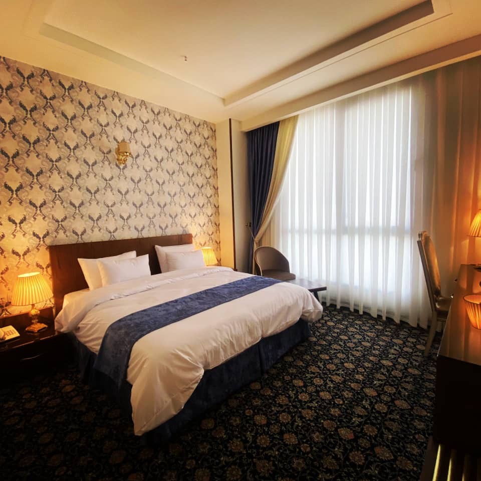 عکس هتل شکوه شارستان