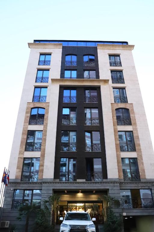 عکس هتل کنیاک (Konyak)