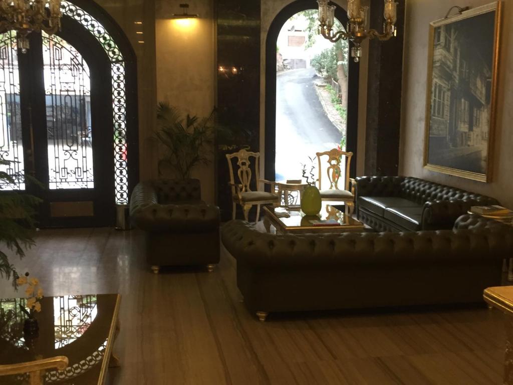 تصویر هتل جومبالی پلازا (Cumbali Plaza)