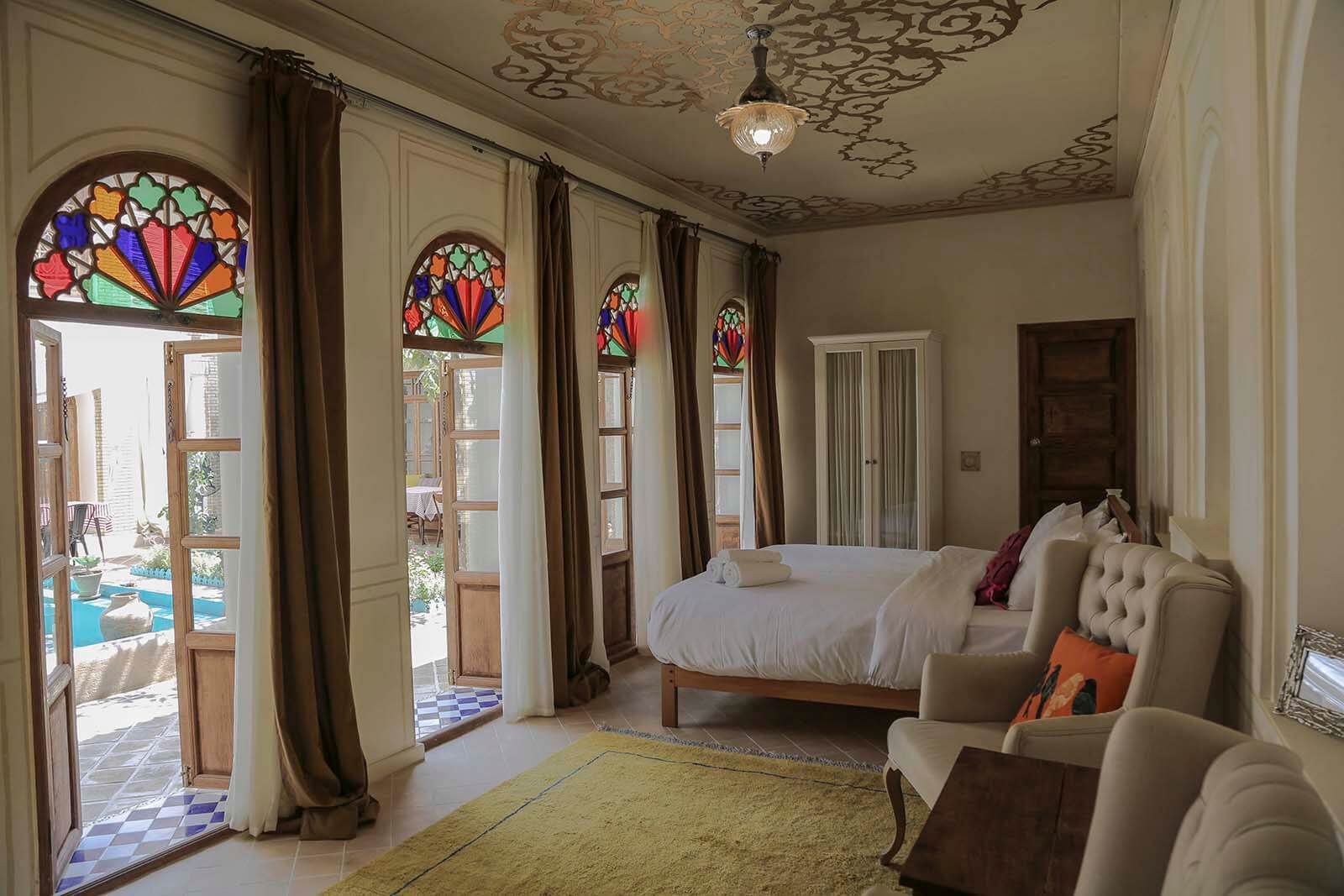 عکس هتل درب شازده