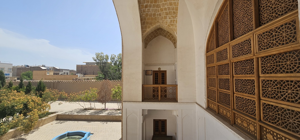 تصویر هتل عمارت حاکم
