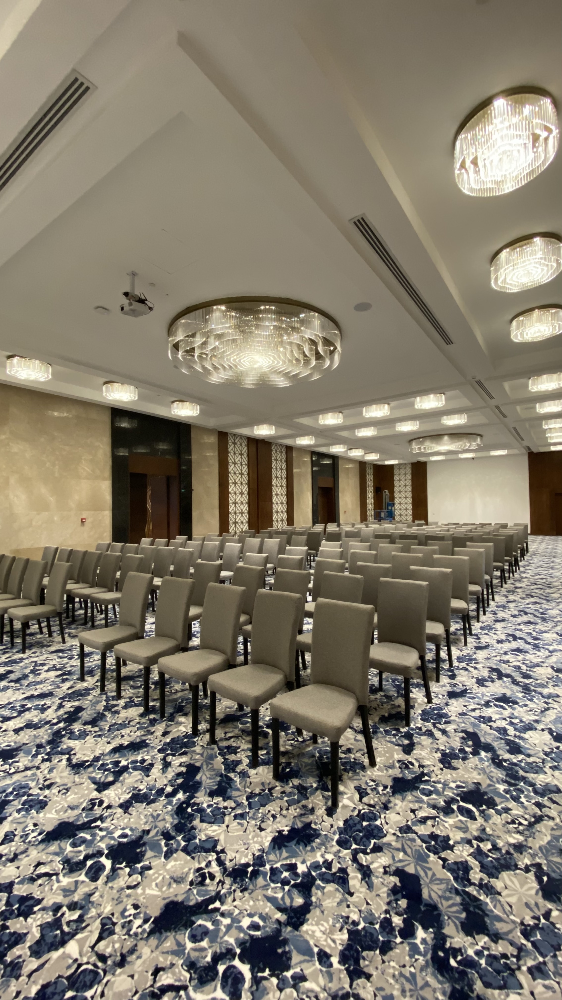 عکس هتل آریا