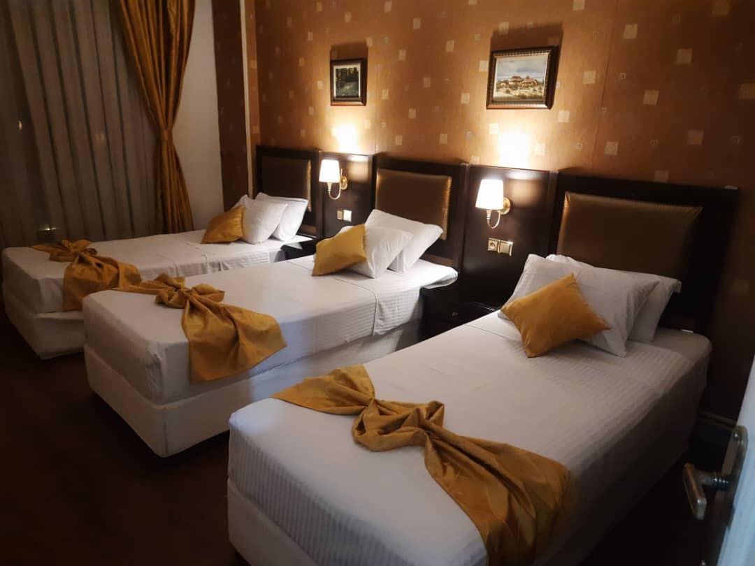 عکس هتل ایده آل