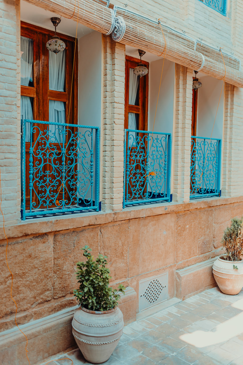 عکس هتل آناهید