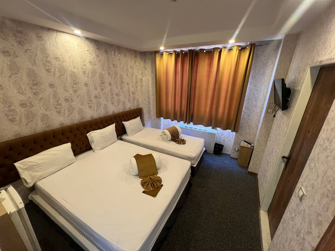 عکس هتل حافظ