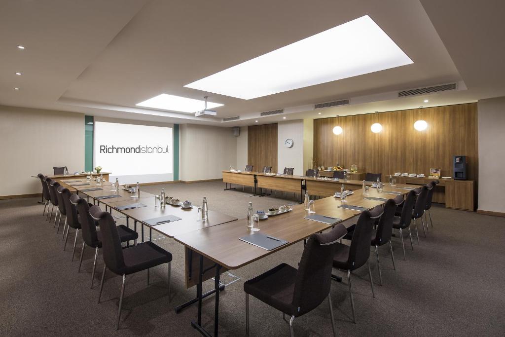 عکس هتل ریچموند (Richmond)