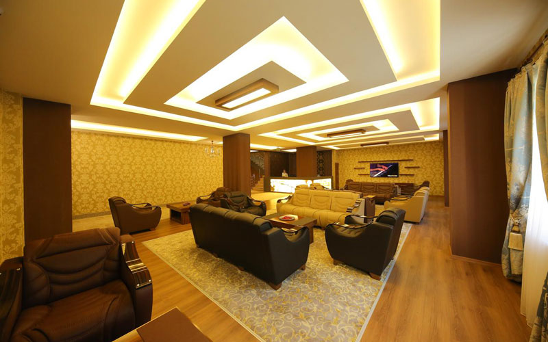 عکس هتل تحت پالاس (Taht Palac)