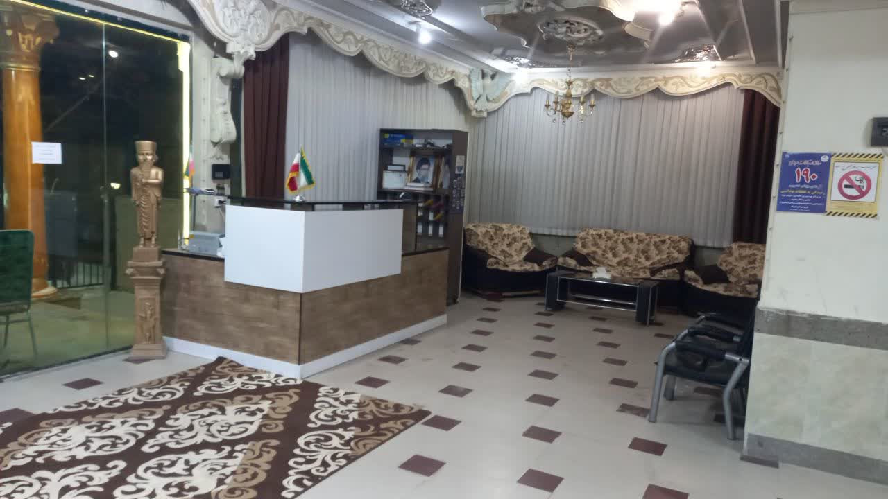 تصویر هتل لاله الوند