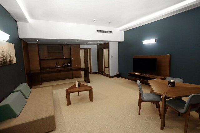 عکس هتل آتانا