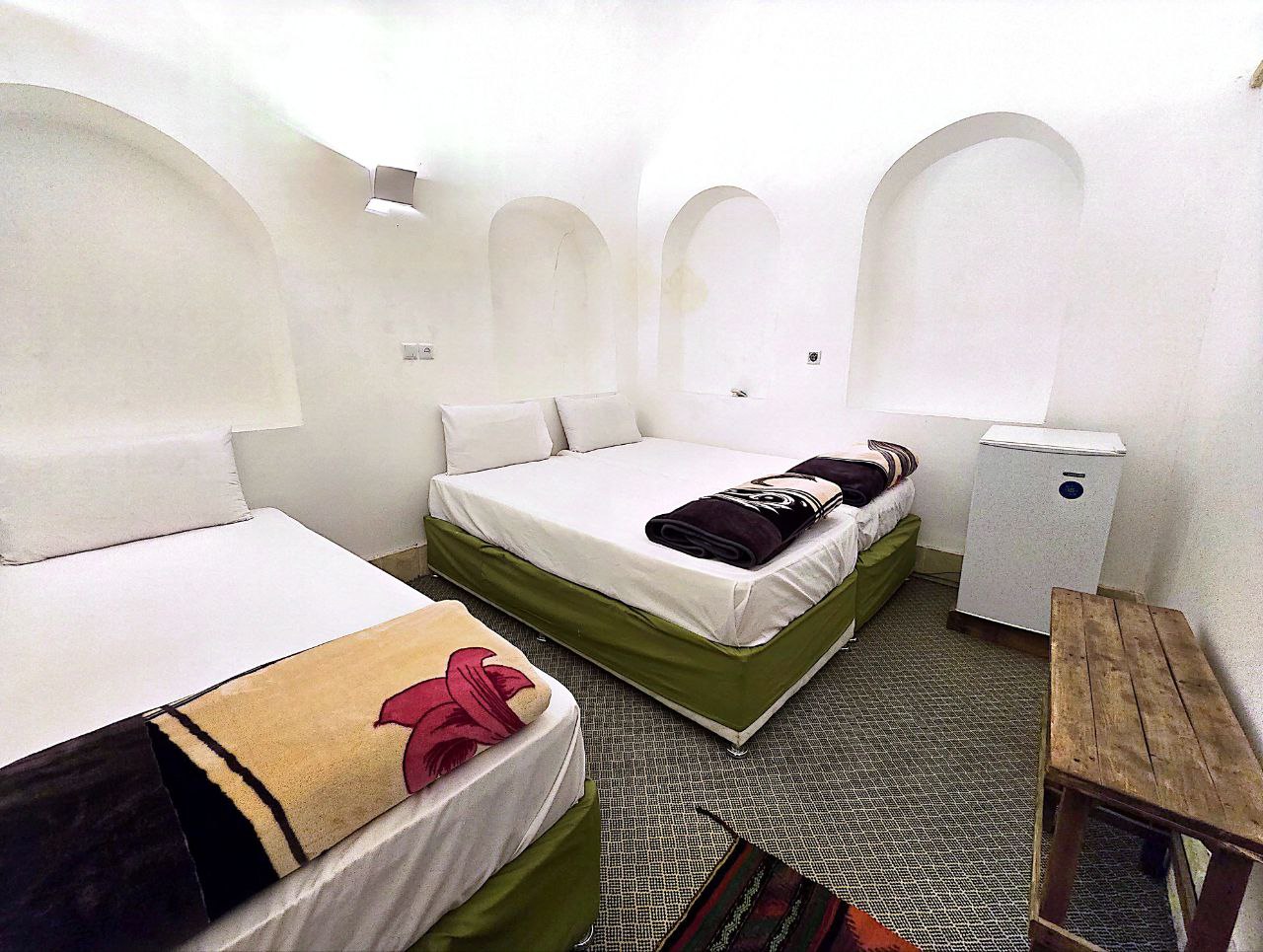 عکس هتل شهداد