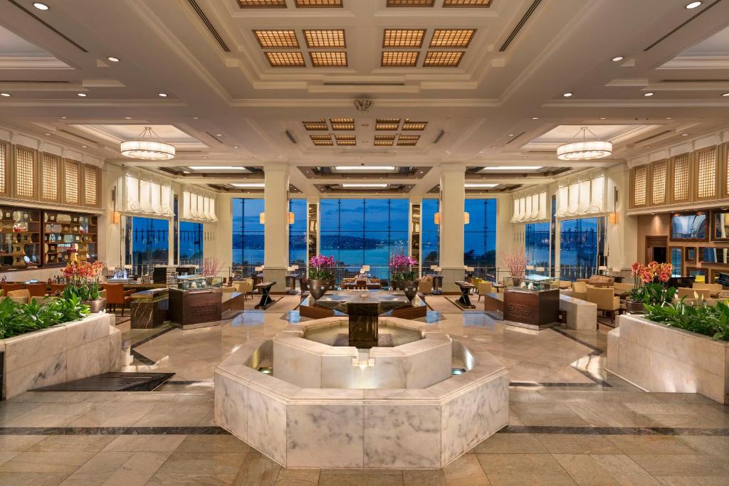 عکس هتل سوئیس اوتل (Swissotel)