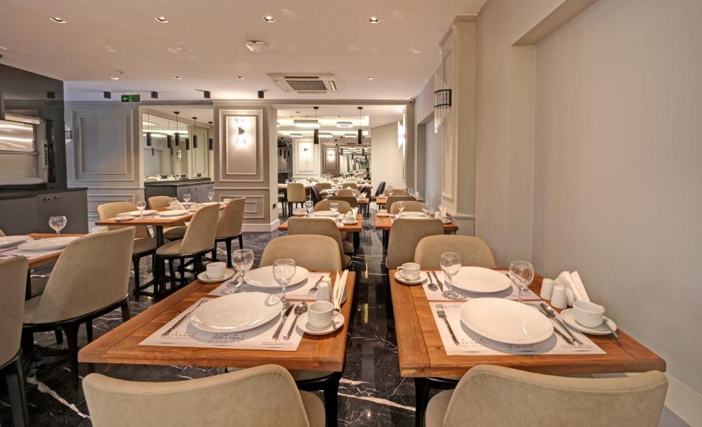 عکس هتل دورا پرا (Dora Pera)