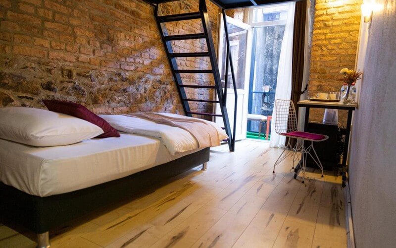 عکس هتل آیسا (Aysa)