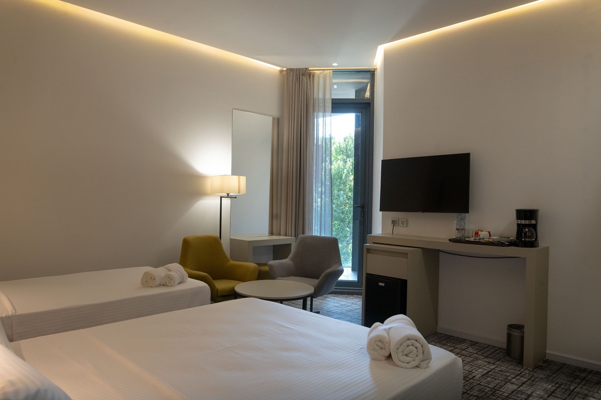 عکس هتل رونیاس