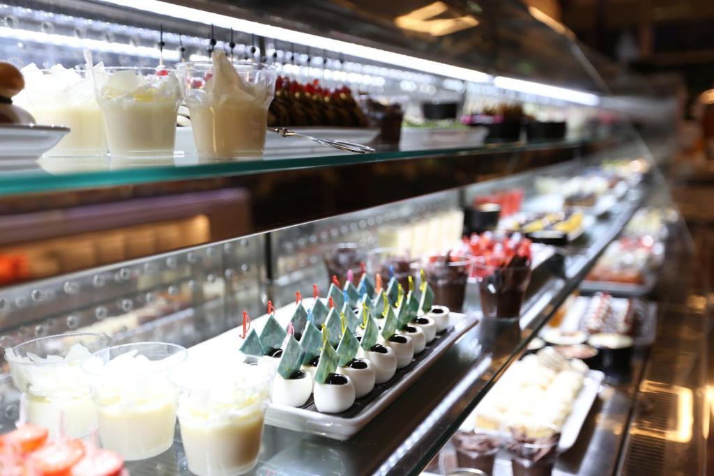 عکس هتل لاتانیا (Latanya)