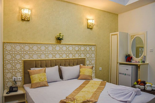 عکس هتل گوهر