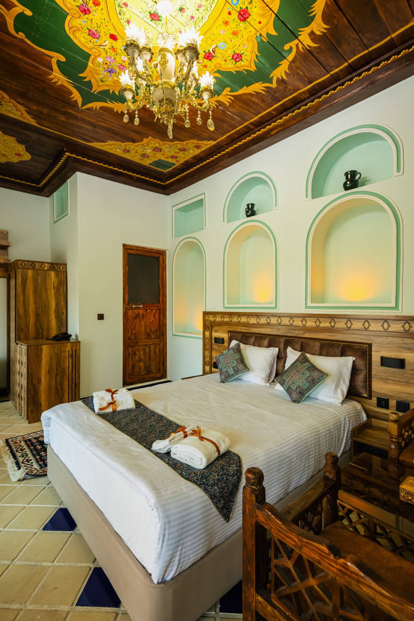 عکس هتل آناهید